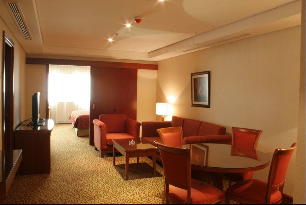 Ramee Royal Hotel Dubai Oda fotoğraf